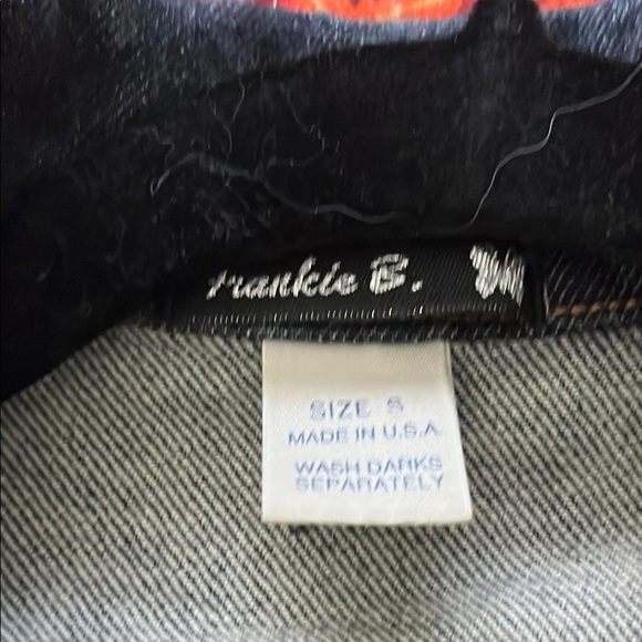 Frankie B. Blue Jean Jacket Fitted Tailored Design - Picture 4 of 4